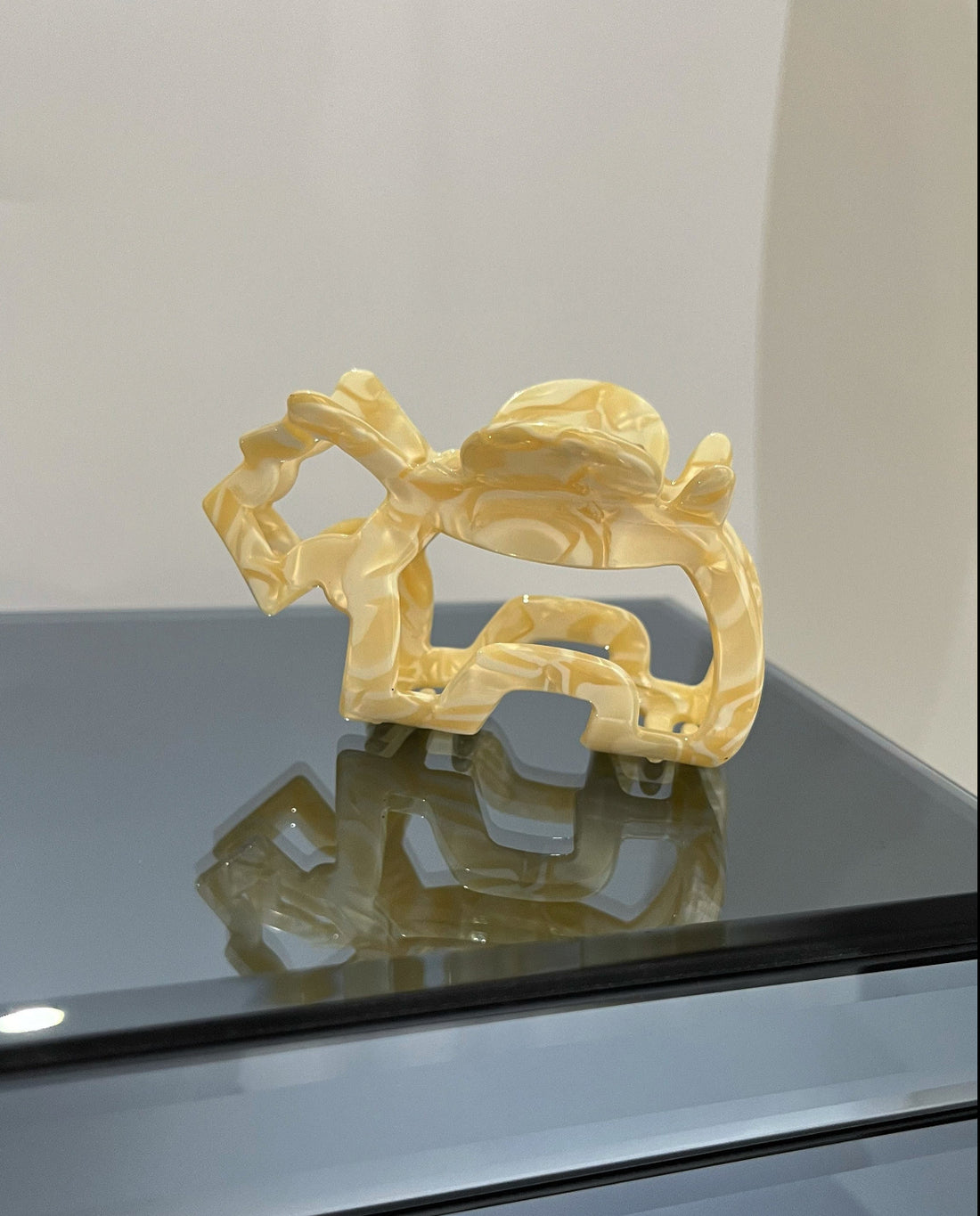 İTHAL AGATHA MODEL KREM KÖPEK MANDAL TOKA