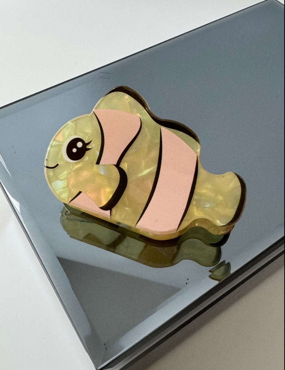 İTHAL BALIK MODELLİ KEMİK MANDAL TOKA