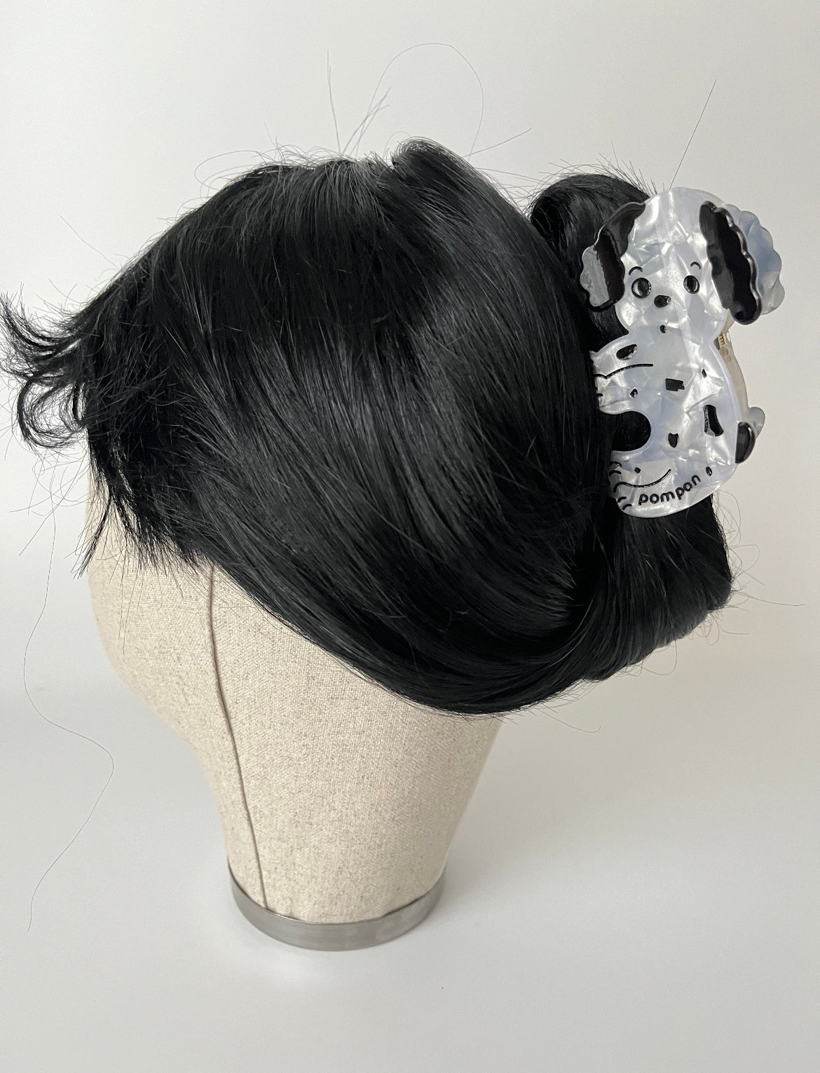 İTHAL KÖPEK DESENLİ KEMİK MANDAL TOKA