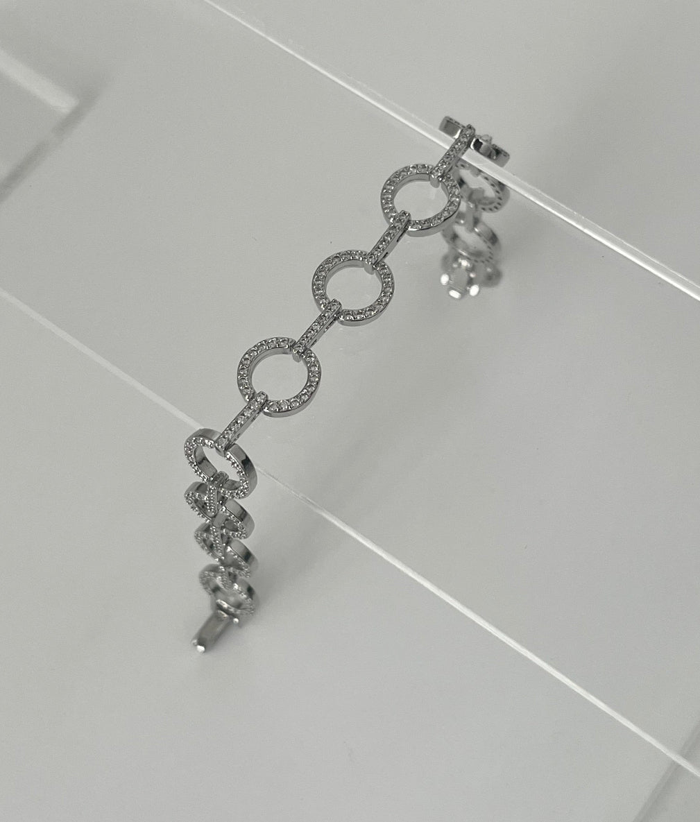 İTHAL ZİRKON TAŞLI HALKA DETAYLI ZİNCİR BİLEKLİK