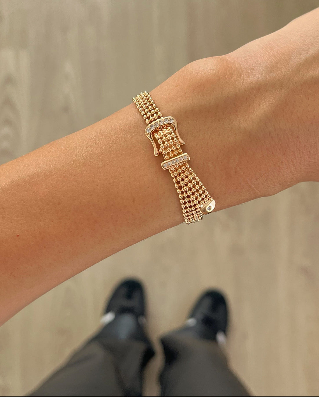 KEMER DETAYLI İTHAL GOLD BİLEKLİK