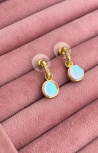 KEDİ GÖZLÜ İTHAL GOLD KÜPE