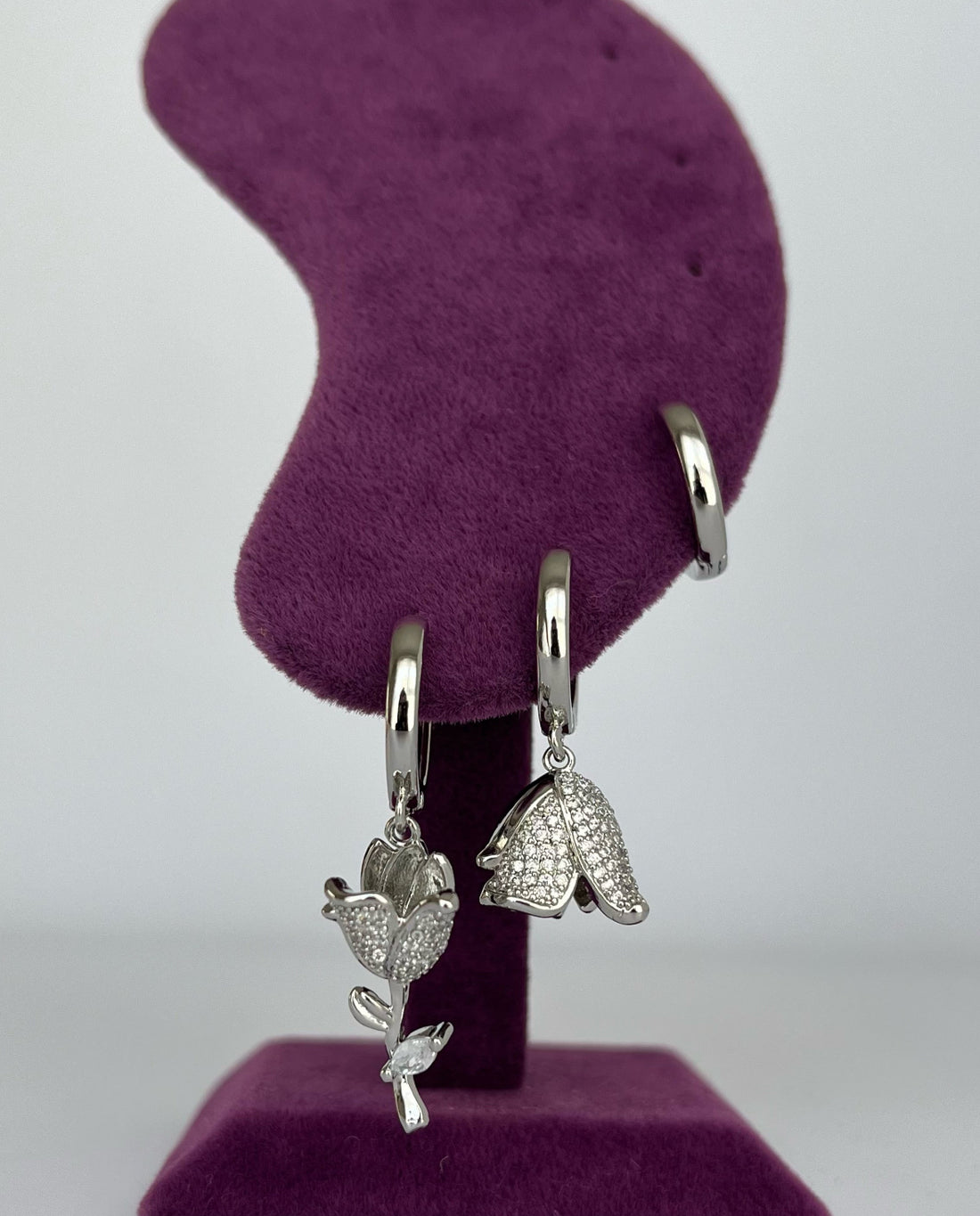 LALE DETAYLI 3LÜ SİLVER KÜPE SETİ