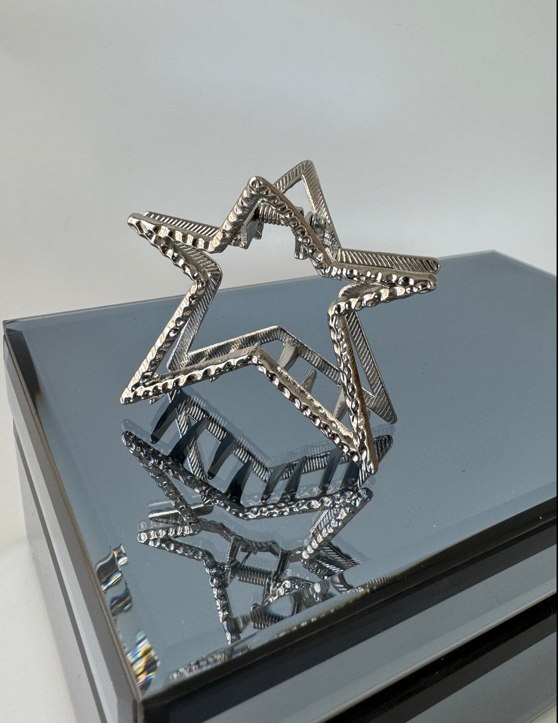 İTHAL YILDIZ DETAYLI SİLVER METAL MANDAL TOKA