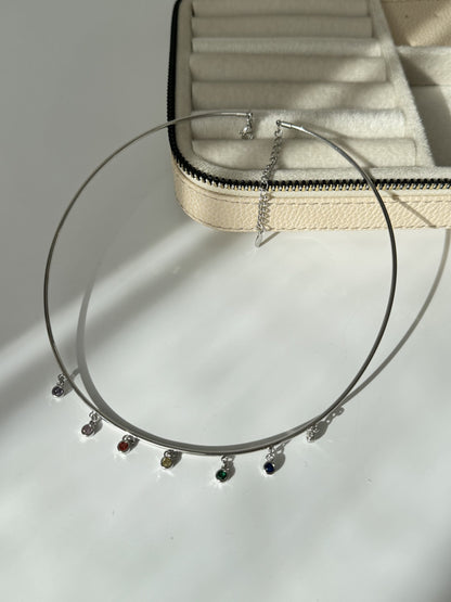 RENKLİ TAŞ SALLANTILI İTHAL SİLVER CHOKER KOLYE